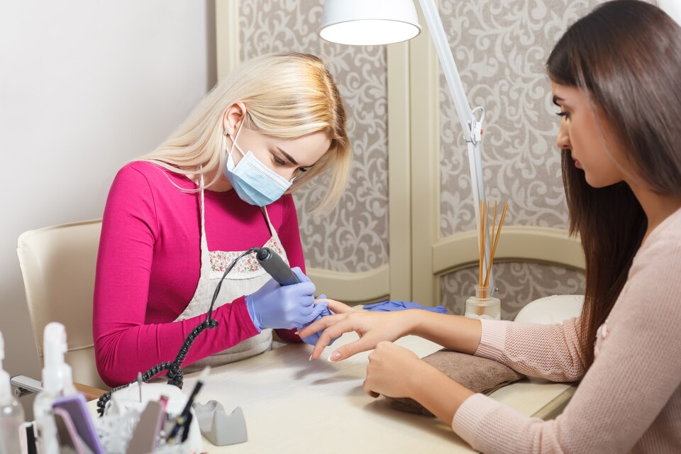 Doğanlar Manikürcü